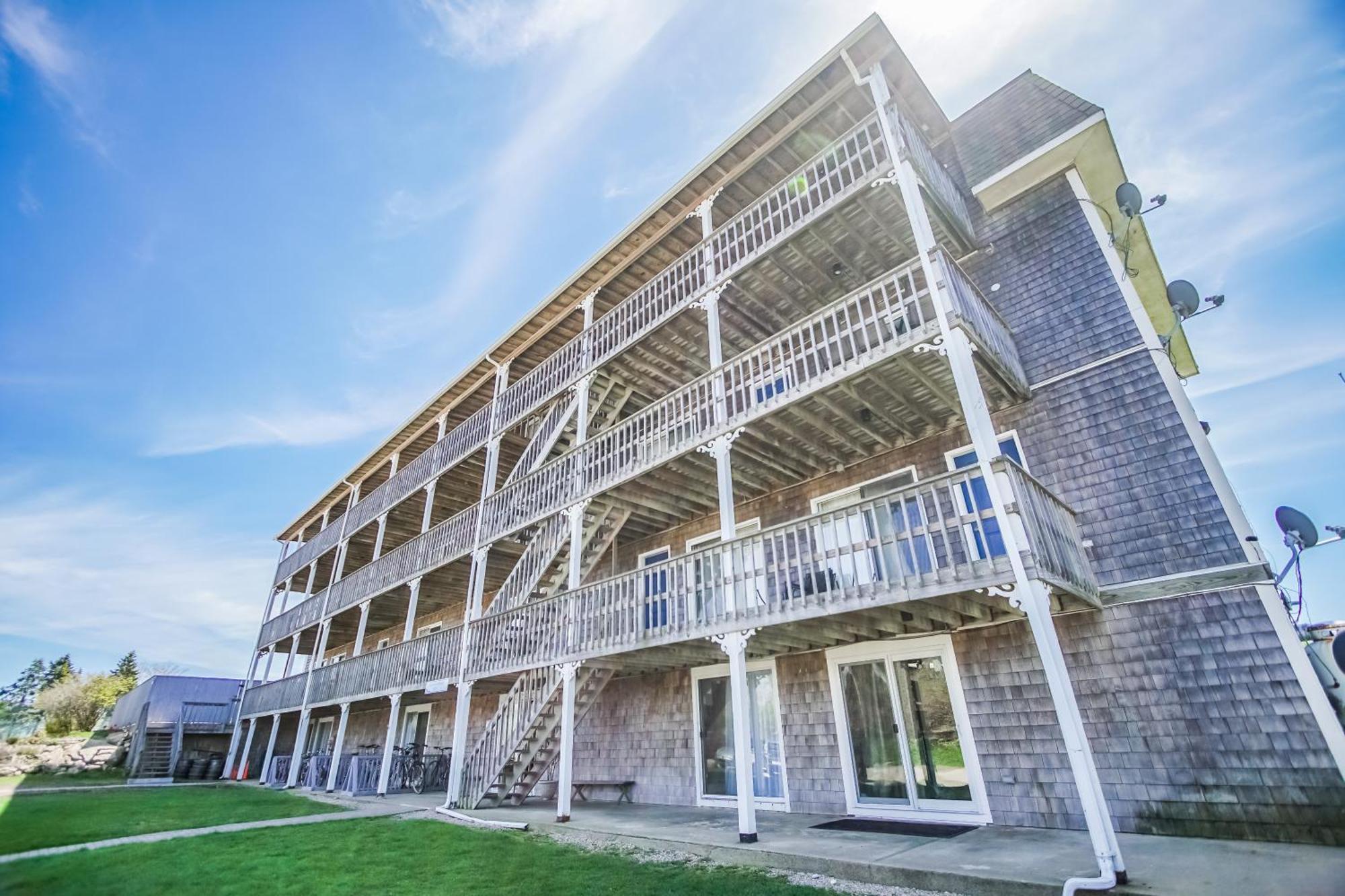 Neptune House Block Island Resort Нью-Шорем Екстер'єр фото